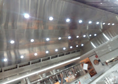 Equipamento industrial com instalação elétrica técnica